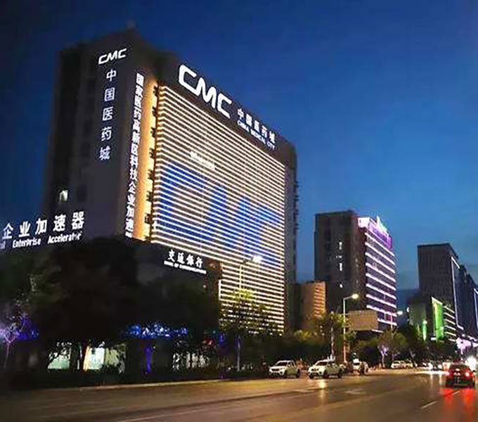 多乐游戏手机版:乌鲁木齐打狗男人遭人肉 盘点爱狗人士过激行为-关仲